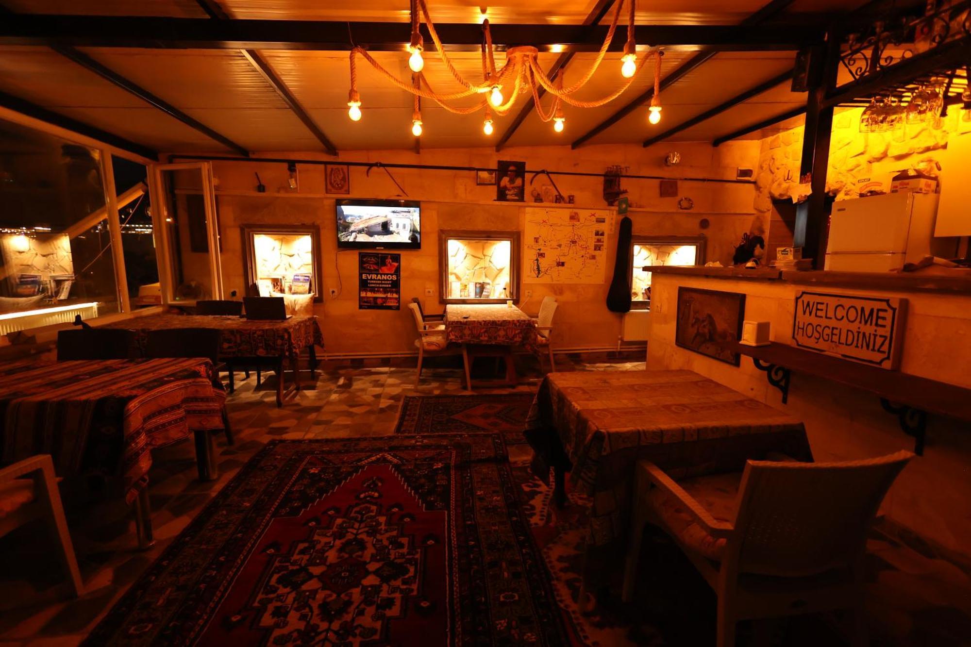 Lucky Luke Stone House Appartement Göreme Buitenkant foto