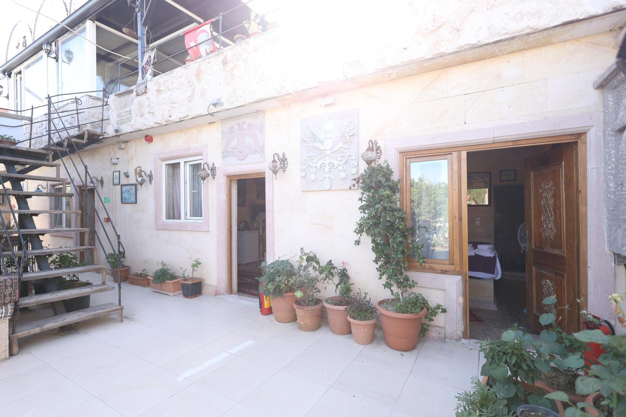Lucky Luke Stone House Appartement Göreme Buitenkant foto